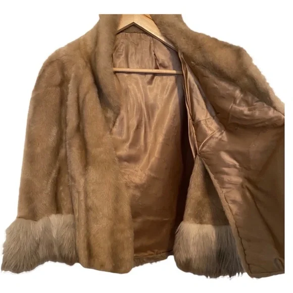 Vintage Regina Glenara Glenoit 1960s Tan Faux Fur Cape Stole Sz Medium - Picture 2 of 2